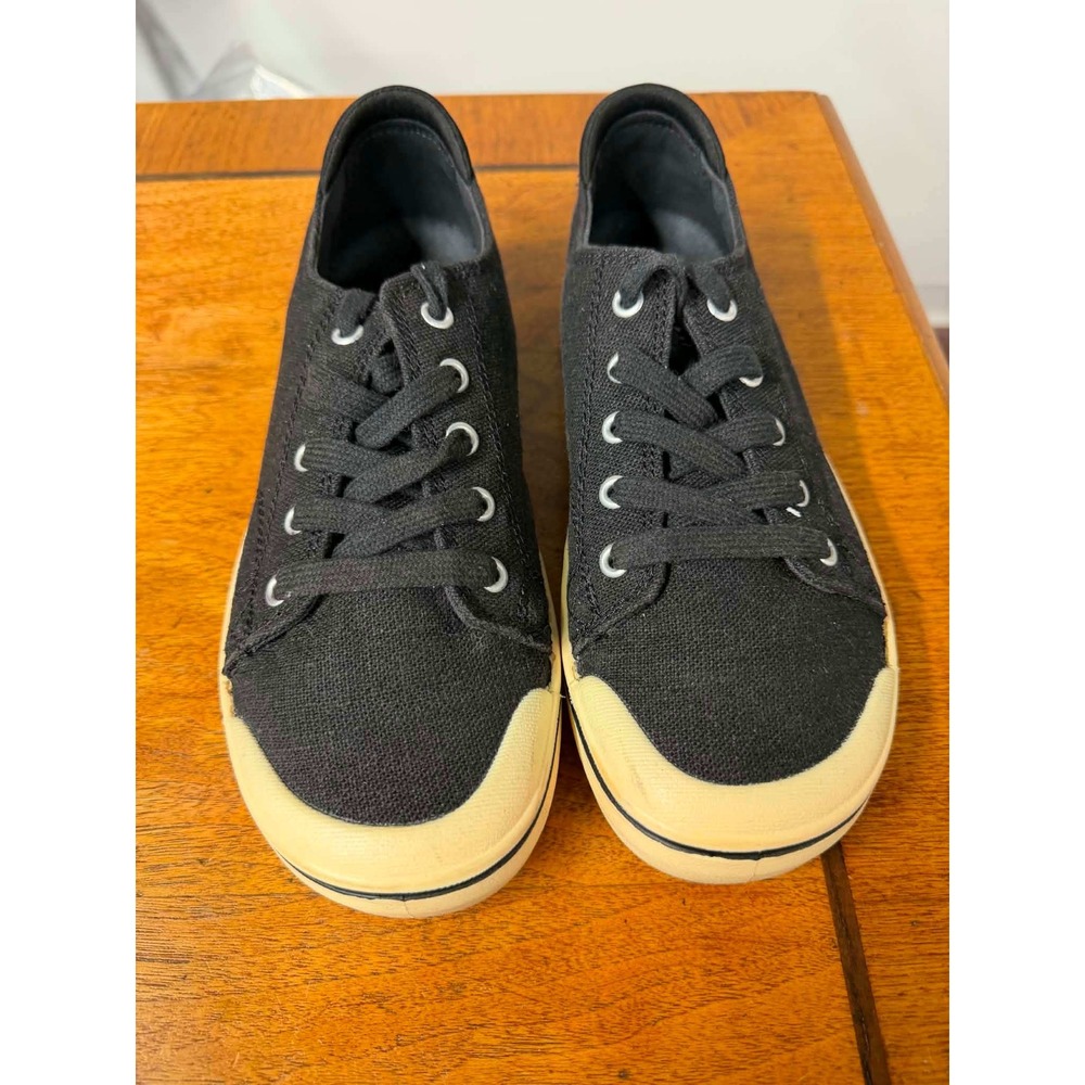 Keen Womens 7.5 Black Elsa Lite Canvas Low Top Sneakers 1025156